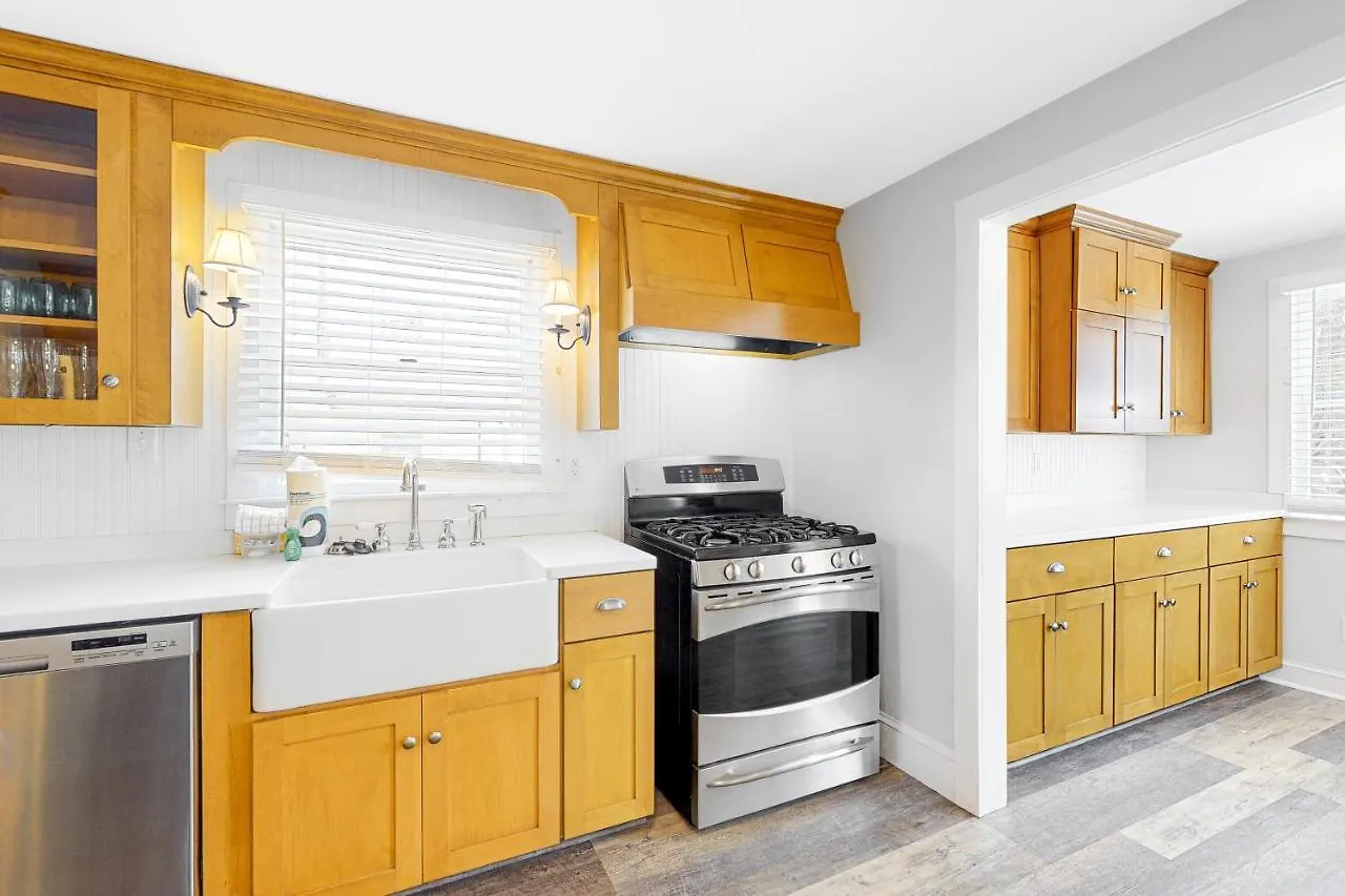 900 Philadelphia Villa Ocean City 0*,