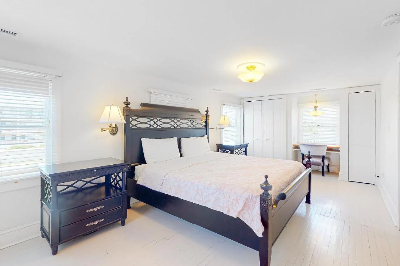 900 Philadelphia Villa Ocean City